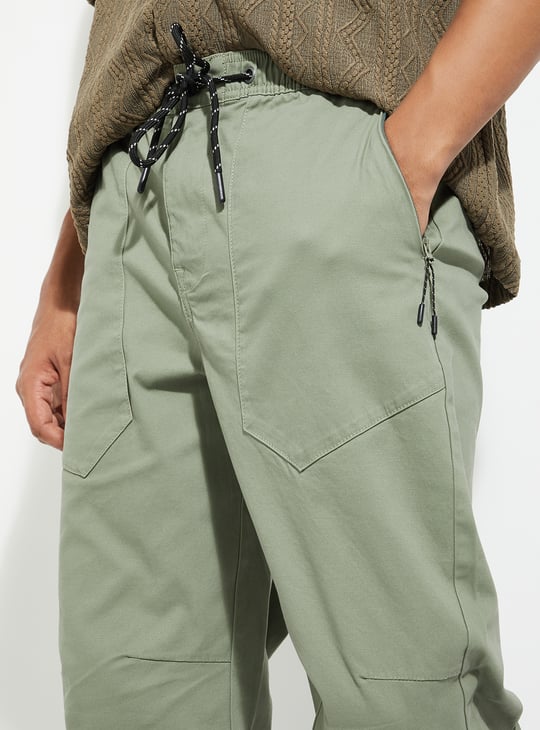 URB_N Men Textured Relaxed Fit Joggers