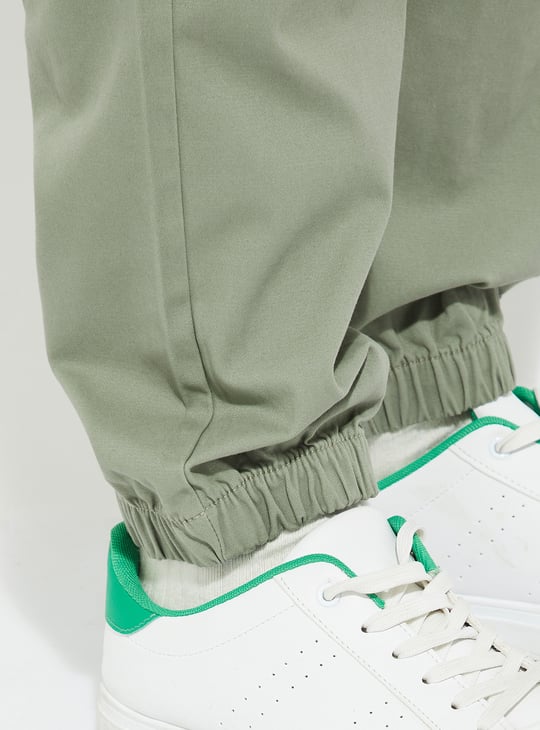 URB_N Men Textured Relaxed Fit Joggers