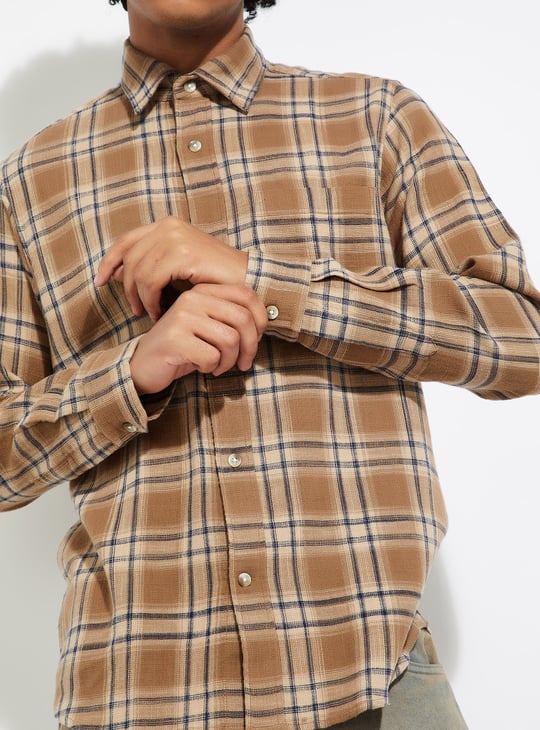 URB_N Men Checked Regular Fit Shirt