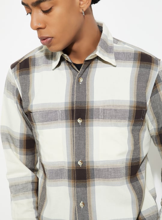URB_N Men Checked Regular Fit Shirt