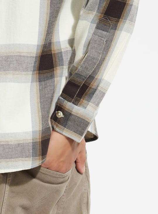 URB_N Men Checked Regular Fit Shirt
