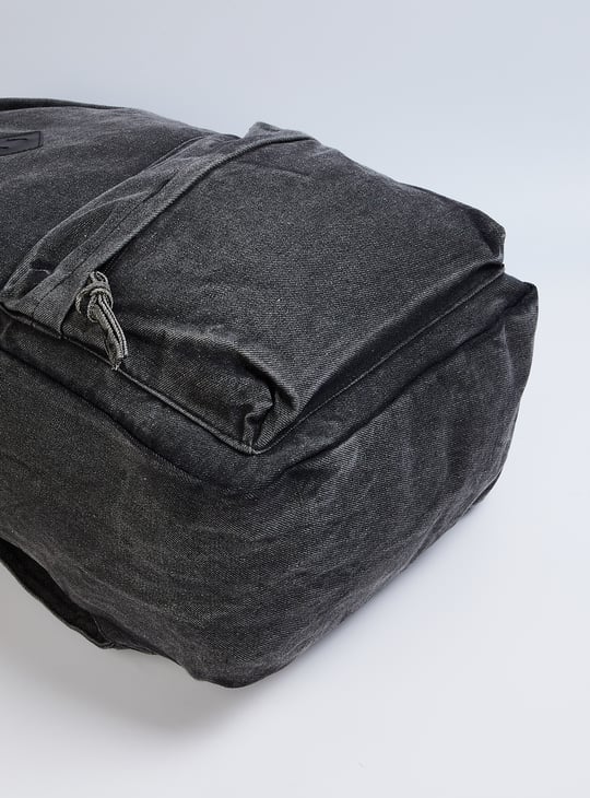 Men Textured Backpack
