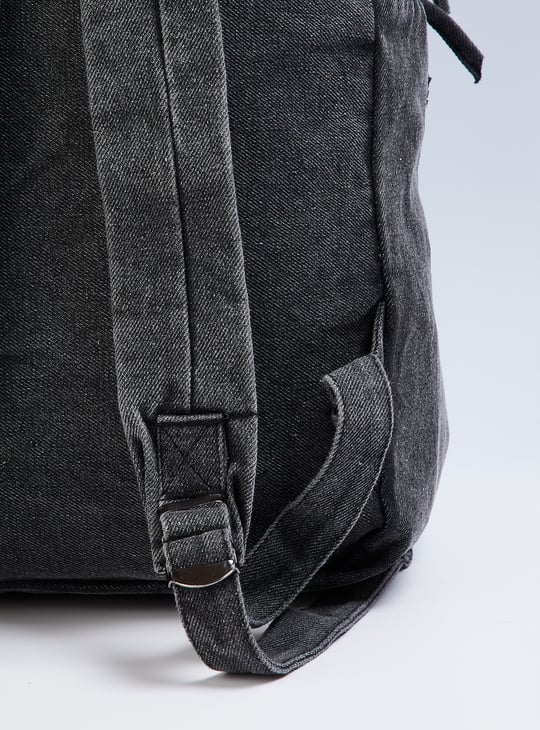 Men Textured Backpack