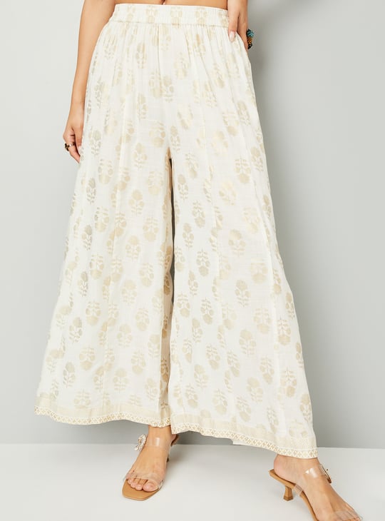 Kalki x Max Women Foil Print Kurta Set