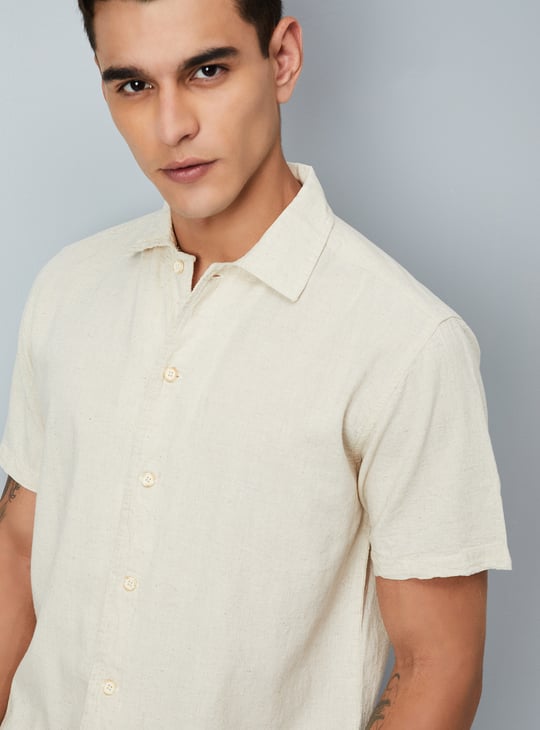 Men Textured Slim Fit Linen Shirt