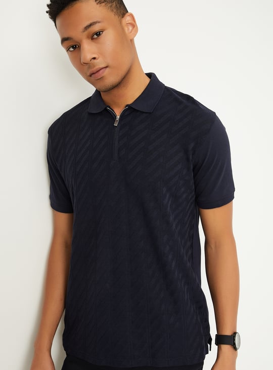 Men Textured Regular Fit Polo T-shirt