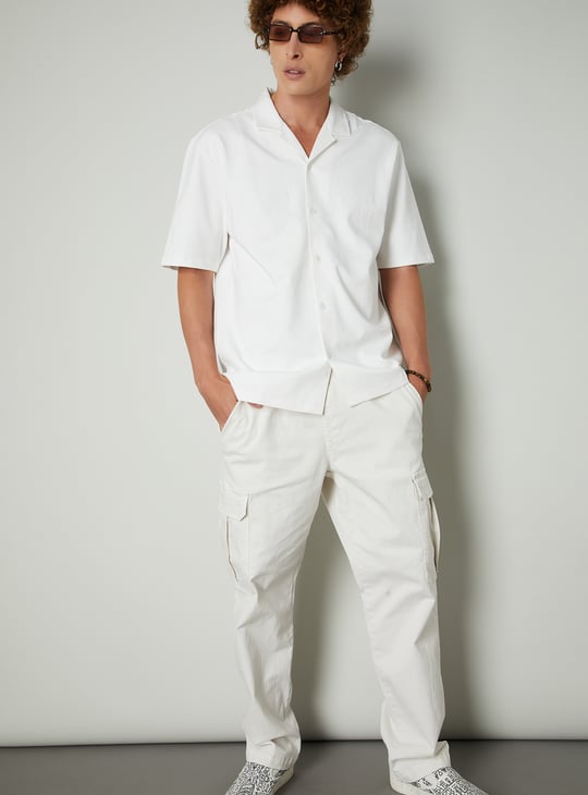 Men Solid Slim Fit Shirt