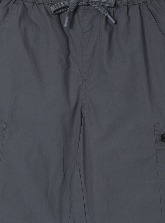 Boys Solid Relaxed Fit Cargo Trousers
