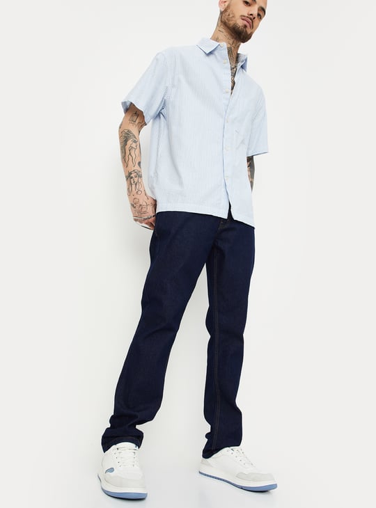 Men Solid Regular Fit Jeans