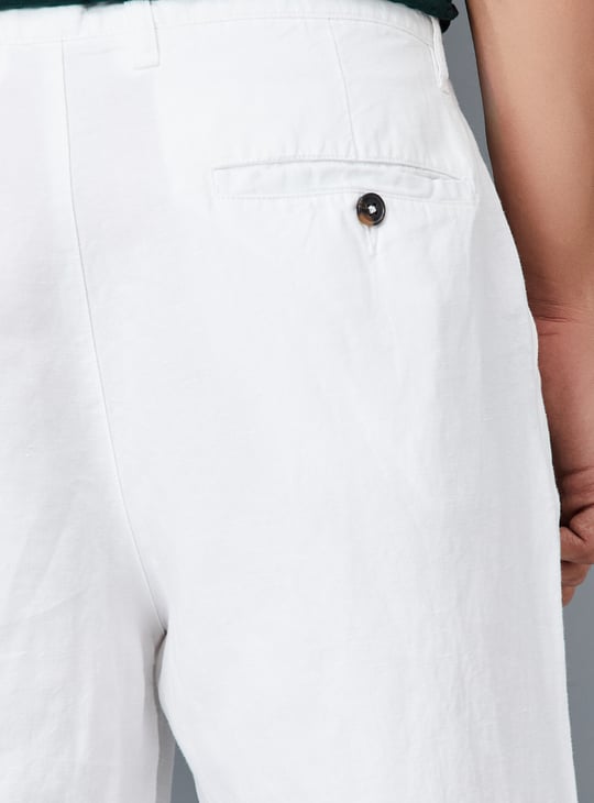 Men Solid Slim Fit Linen Chinos