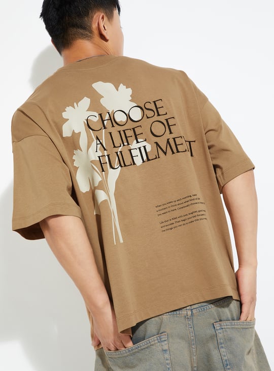 URB_N Men Back Print Boxy Fit T-shirt