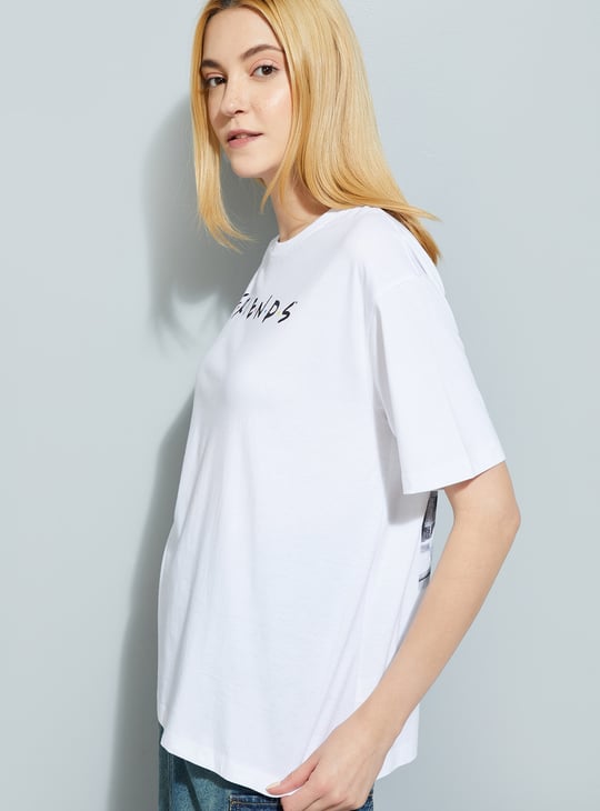 ALAYA F x URB_N Women Friends Print Oversized T-shirt