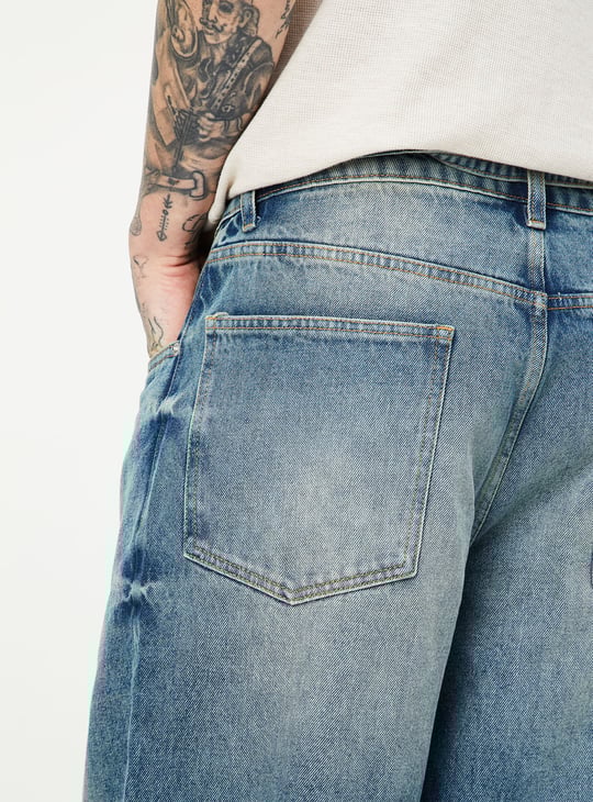 Men Washed Loose Fit Jeans