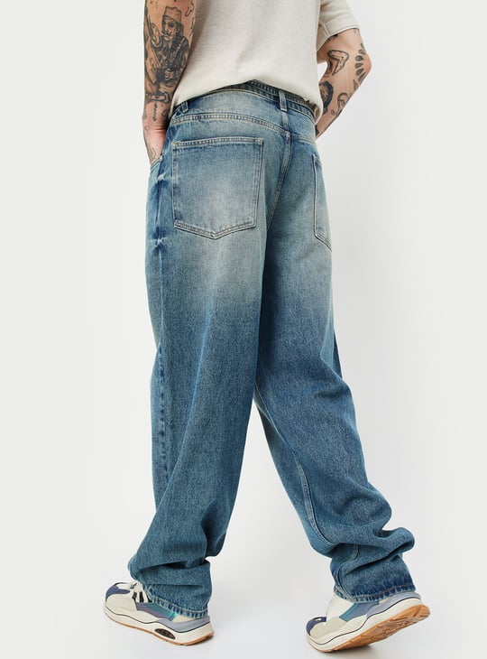 Men Washed Loose Fit Jeans