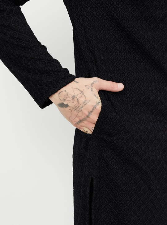 Men Embroidered Regular Fit Kurta
