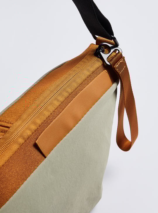 Men Colourblock Crossbody Bag