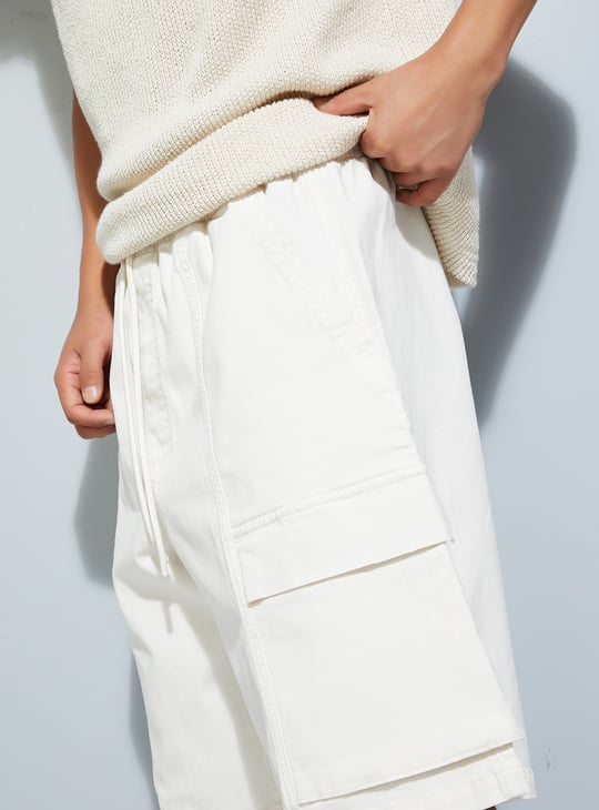 URB_N Men Solid Cargo Shorts