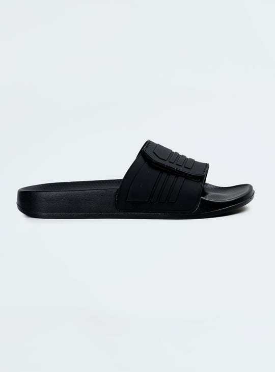 Men Textured Sliders