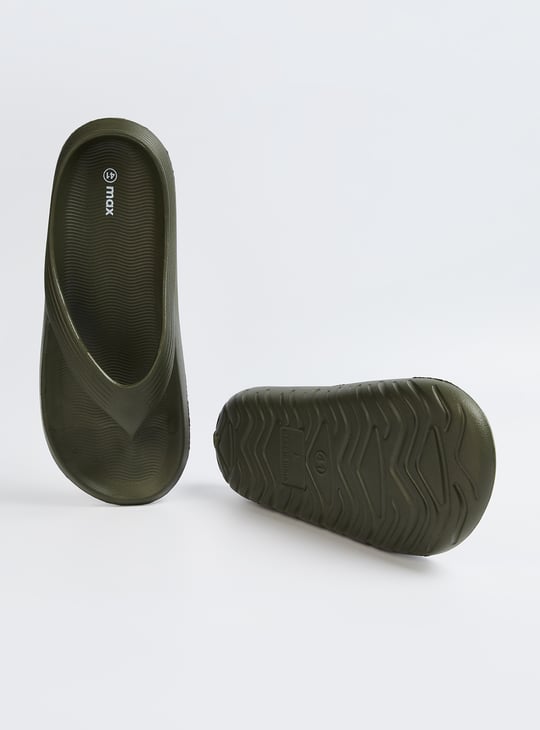 Men Textured Flip Flops