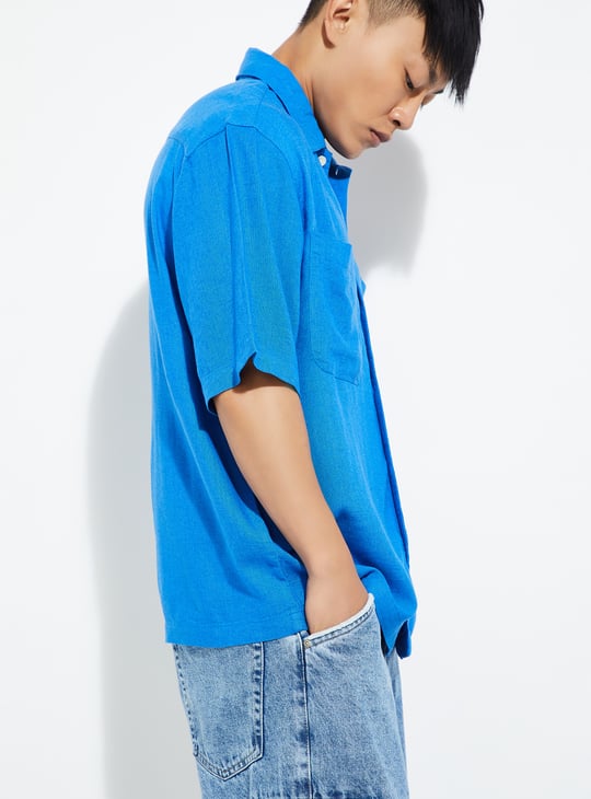 URB_N Men Solid Relaxed Fit Shirt