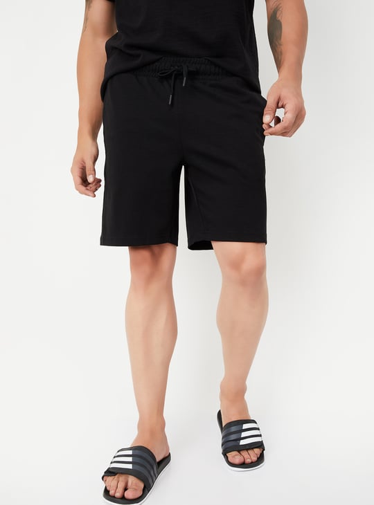 Men Solid Knit Shorts