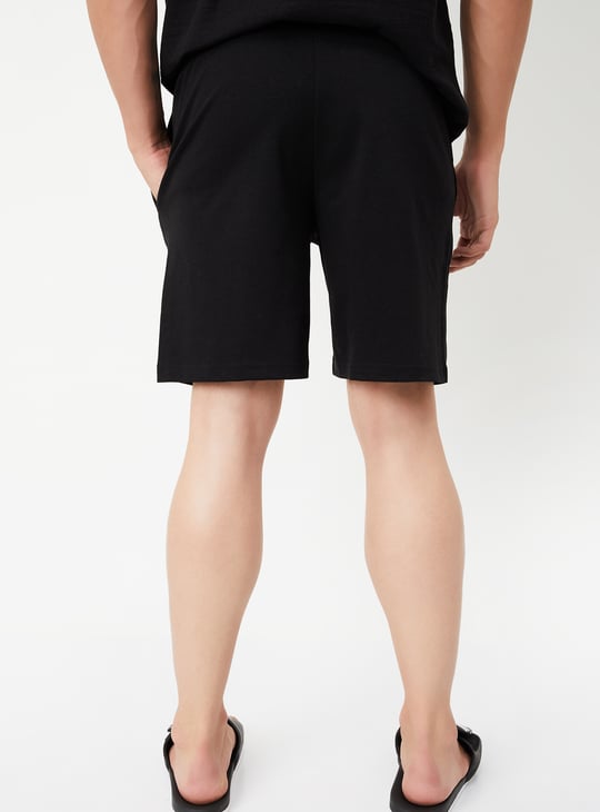 Men Solid Knit Shorts