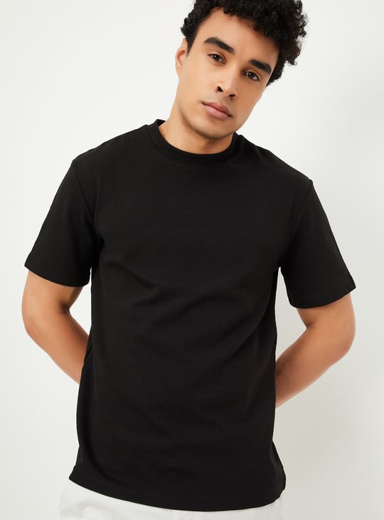 Men Textured T-shirt