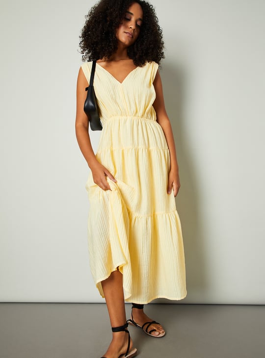 Women Textured Tiered Maxi Dress