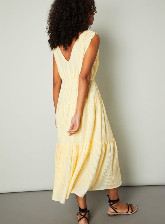 Women Textured Tiered Maxi Dress
