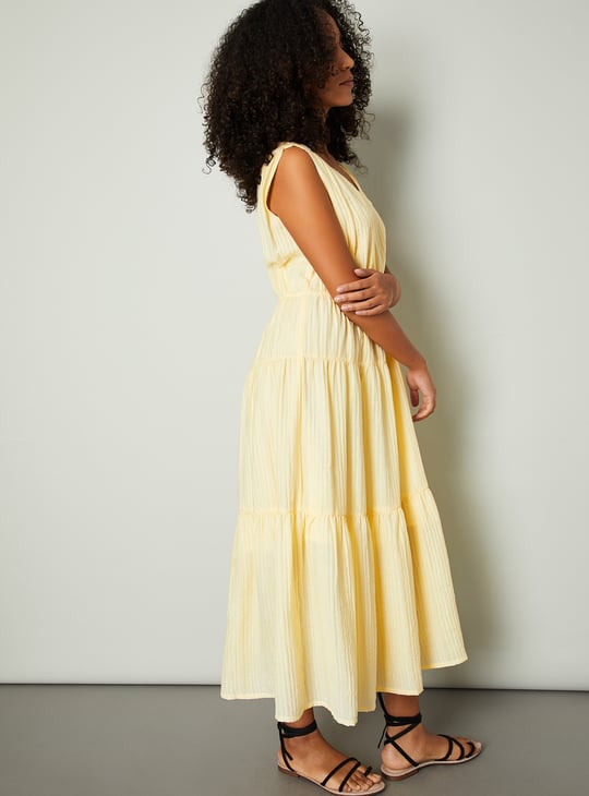 Women Textured Tiered Maxi Dress