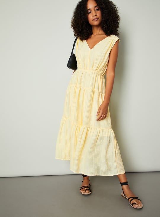 Women Textured Tiered Maxi Dress