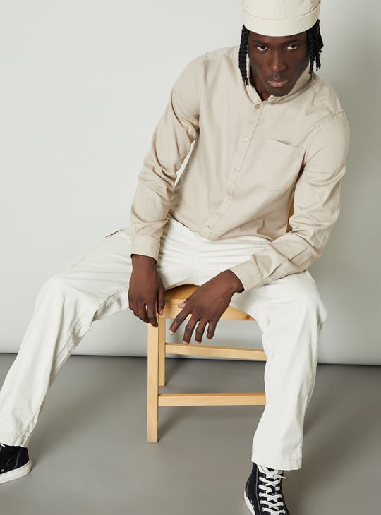 Men Textured Slim Fit Shirt