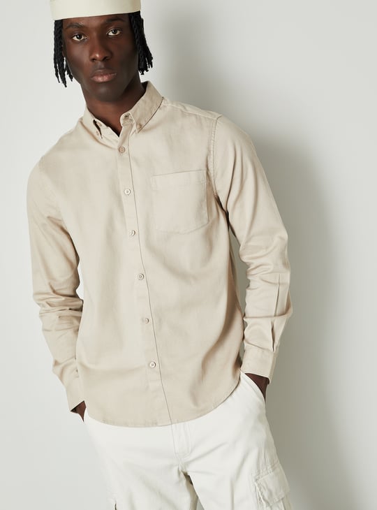 Men Textured Slim Fit Shirt