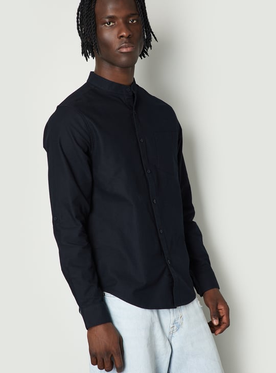 Men Textured Slim Fit Shirt