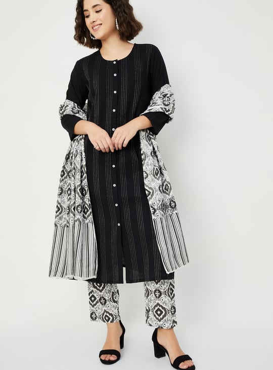 Women Embroidered Straight Kurta Set