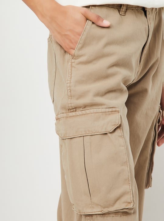 Women Solid Cargo Jeans