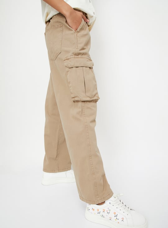 Women Solid Cargo Jeans