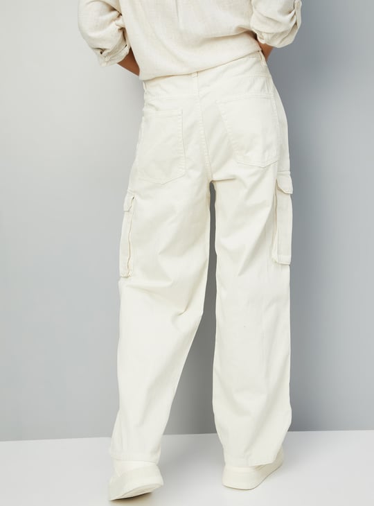 Women Solid Cargo Jeans