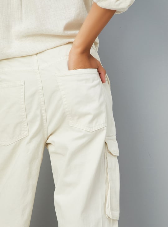 Women Solid Cargo Jeans