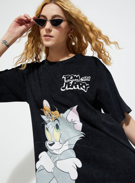 URB_N Women Tom & Jerry Print Oversized T-shirt