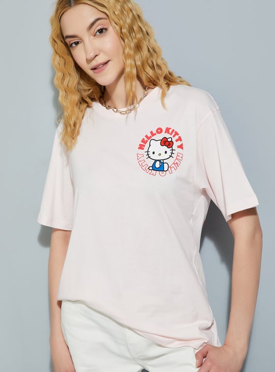 URB_N Women Hello Kitty Print Oversized T-shirt