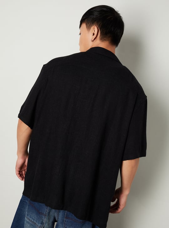 Men Textured Relaxed Fit Shirt