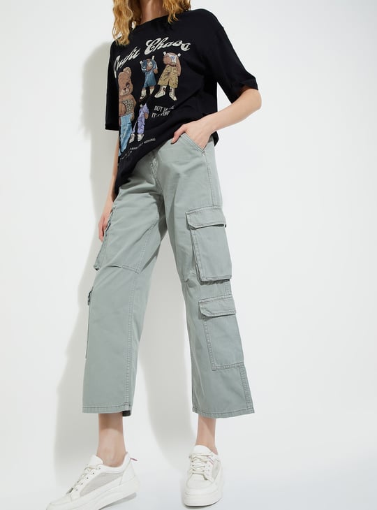 URB_N Women Solid Cargo Trousers