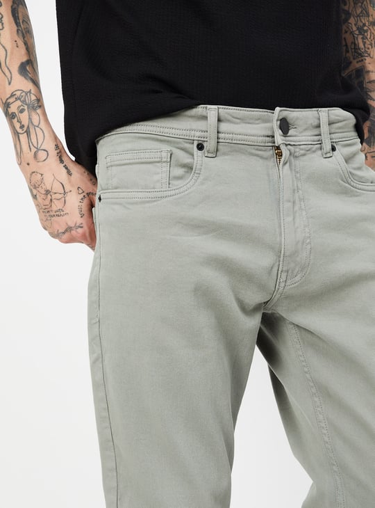 Men Solid Regular Fit Jeans