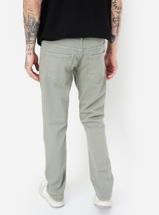 Men Solid Regular Fit Jeans