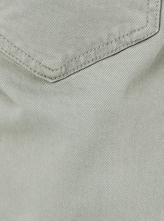 Men Solid Regular Fit Jeans