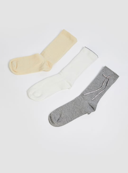 Women Ribbed Calf Length Socks with Bow - Pack of 3