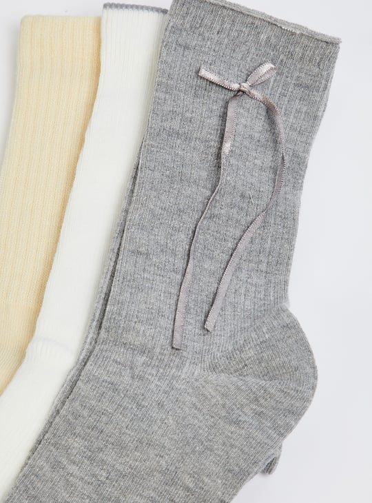 Women Ribbed Calf Length Socks with Bow - Pack of 3