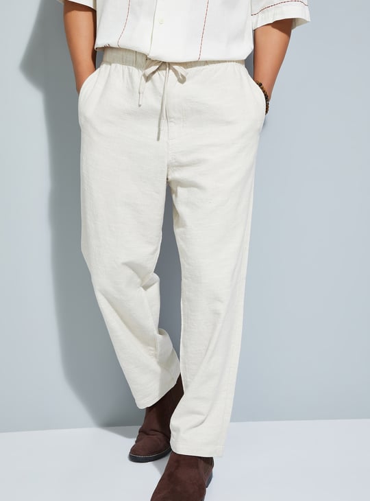 URB_N Men Textured Comfort Fit Trousers