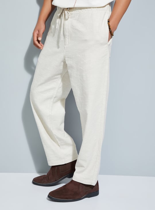 URB_N Men Textured Comfort Fit Trousers